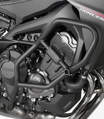 GIVI Tubular Engine Guards Yamaha MT 09 Tracer (15-17) in Black TN2122