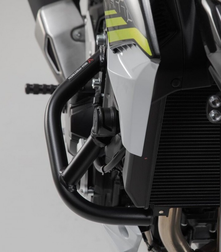 SW-MOTECH Crash Bars for Kawasaki Z900 / SE (16-24) Black SBL.08.868.10000/B