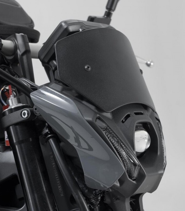 Parabrisas SW-MOTECH Negro para Yamaha MT-09 (20-23) SCT.06.851.10000/B