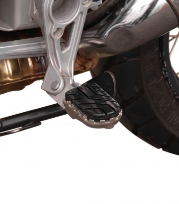 SW-MOTECH ION Footpegs with Adapters for BMW R1100GS (93-99), R1200GS (04-13) FRS.07.011.10501/S