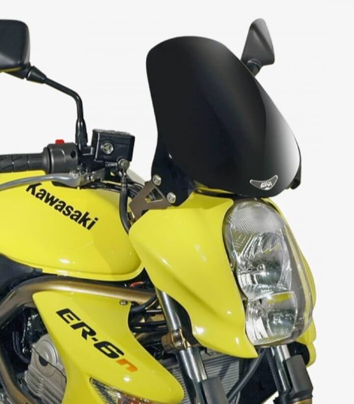 Cúpula Negro Givi 245N para Kawasaki ER 6N/F, KTM DUKE 690, Suzuki GSR 600, Yamaha MT-03