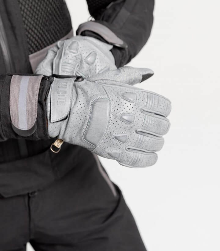Guantes Pilot II de By City de verano de hombre color gris