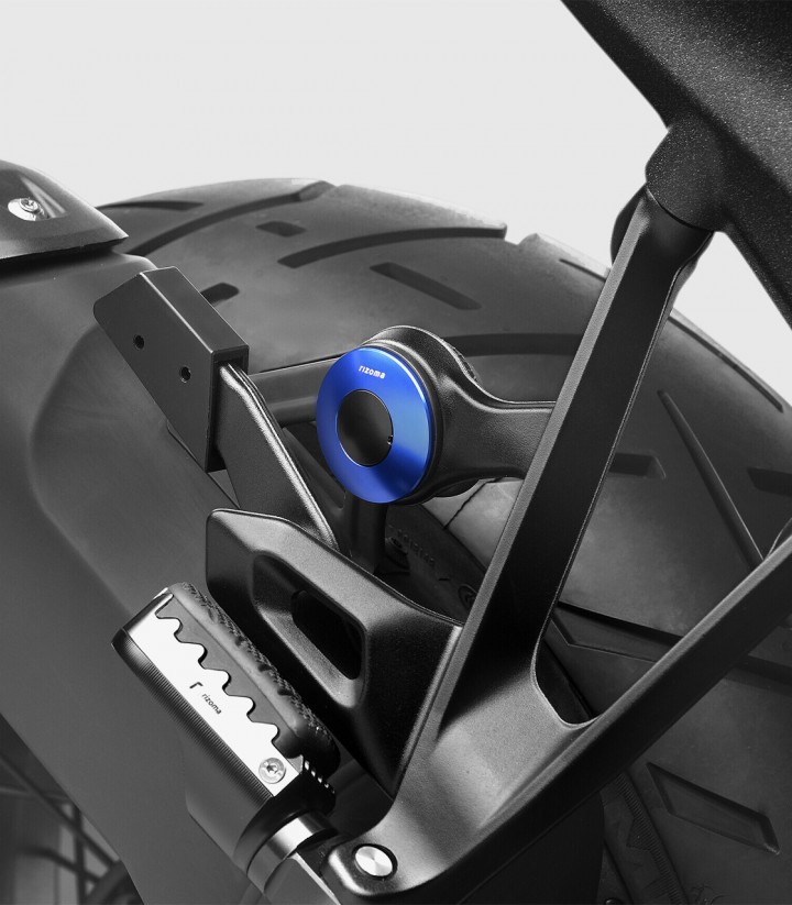 Rizoma OEM Exhaust Bracket Trim BMW M 1000 R/RR, R 12, R 1200/1250/1300 GS, R nineT, S 1000 R/RR (09-26) Blue ZBW114U