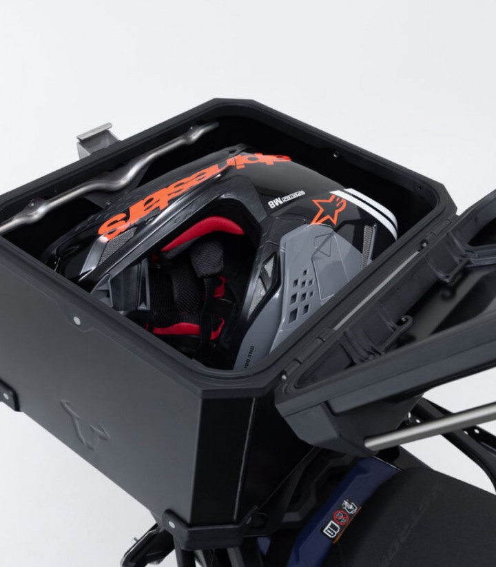 Maleta Superior con Soporte TRAX ADV Negra 38 L Honda NT1100D, NT1100A (21 / 24), NT1100DE (24) SW-MOTECH GPT.01.052.70000/B ...