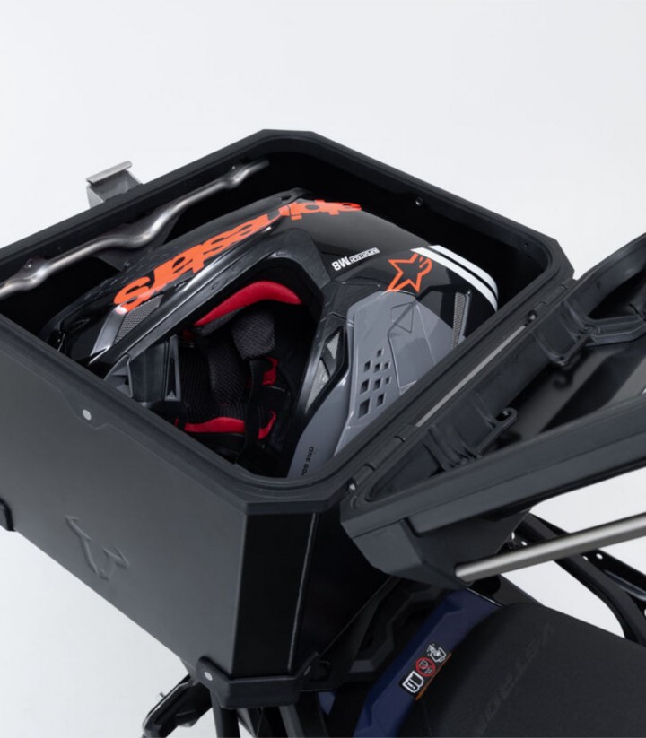 Maleta Superior con Soporte TRAX ADV Negra 38 L Honda XL750 Transalp (22-24) SW-MOTECH GPT.01.070.70000/B GPT.01.070.70000/B